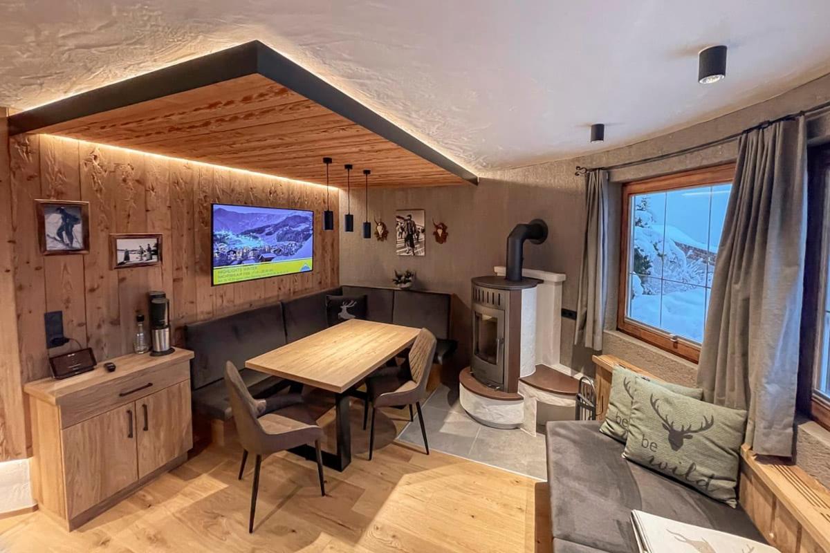 Naturlodge Ladis Ehemals Alpenlodge Alexander Inklusive Sommer Bergbahnticket Exteriér fotografie