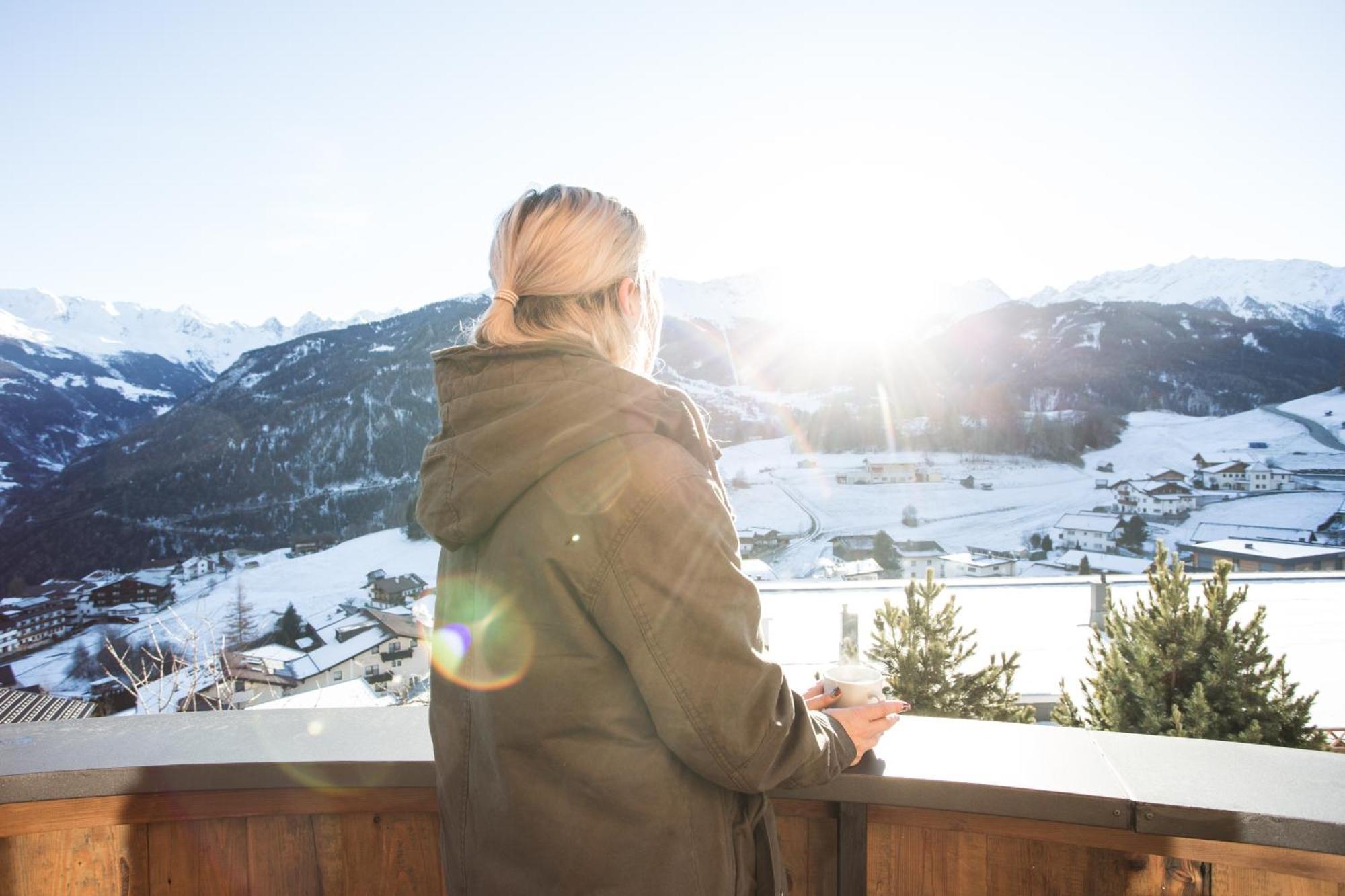 Naturlodge Ladis Ehemals Alpenlodge Alexander Inklusive Sommer Bergbahnticket Exteriér fotografie