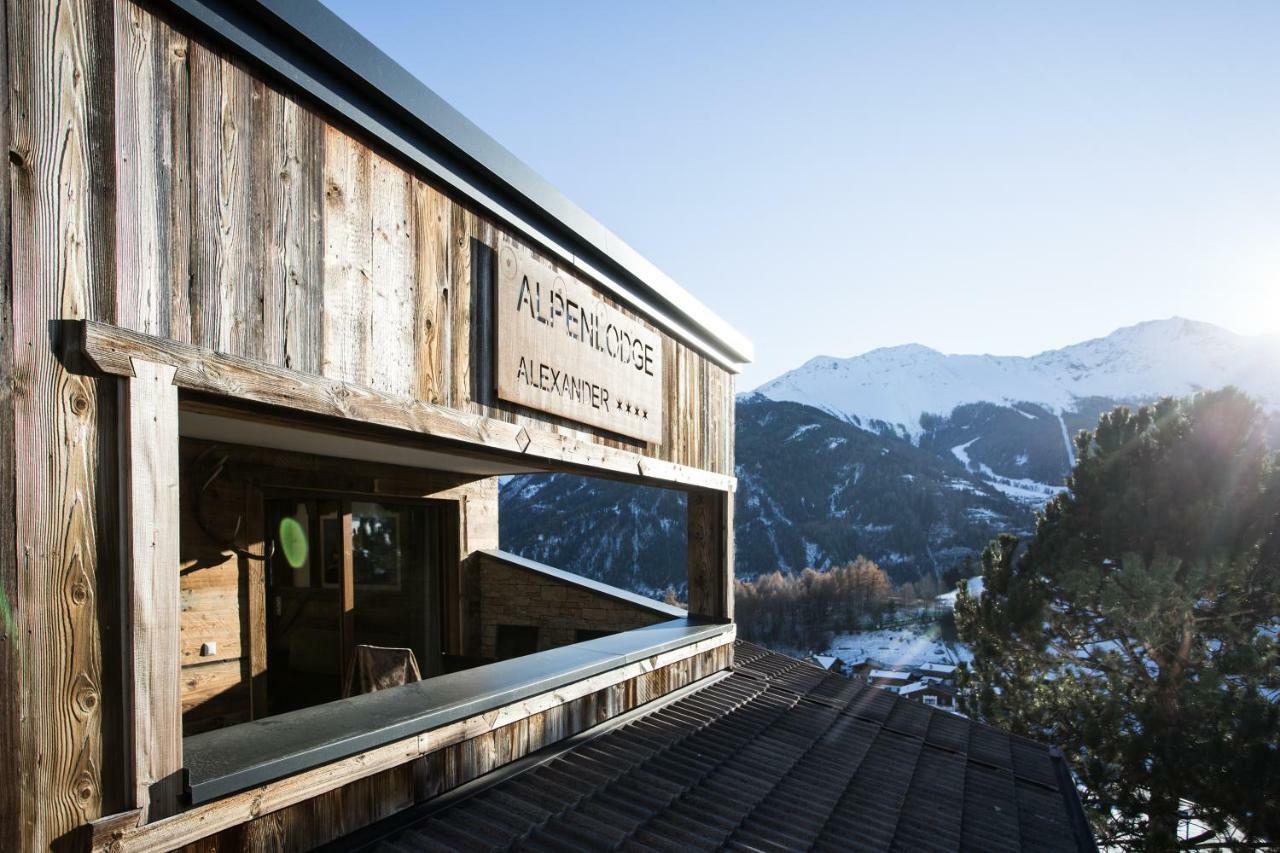 Naturlodge Ladis Ehemals Alpenlodge Alexander Inklusive Sommer Bergbahnticket Exteriér fotografie